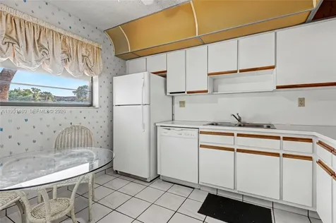 6085 N Sabal Palm Boulevard Tamarac FL 33319