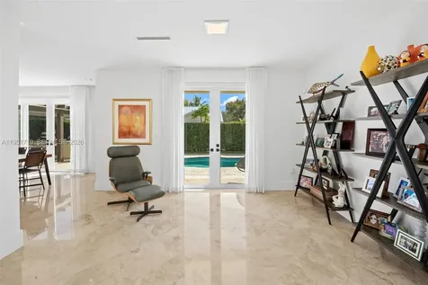 6061 SW 13th Street West Miami FL 33144