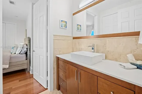 6061 SW 13th Street West Miami FL 33144