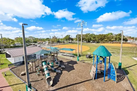 6061 SW 13th Street West Miami FL 33144