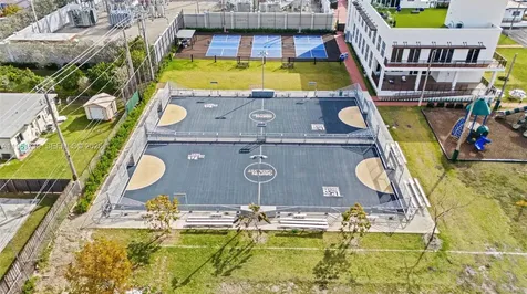 6061 SW 13th Street West Miami FL 33144