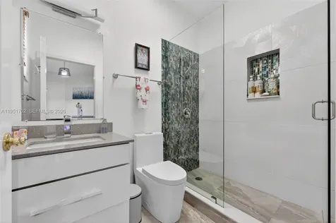 104 Dockside Circle Weston FL 33327