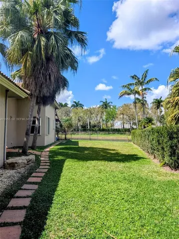 104 Dockside Circle Weston FL 33327