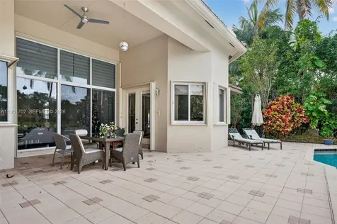 104 Dockside Circle Weston FL 33327