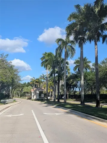 104 Dockside Circle Weston FL 33327
