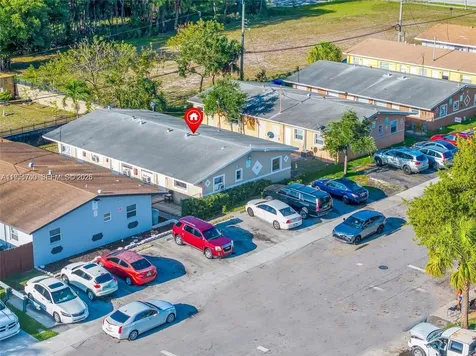 3020 NW 2nd Street Pompano Beach FL 33069