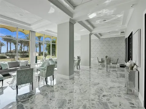 2501 S Ocean Drive Hollywood FL 33019