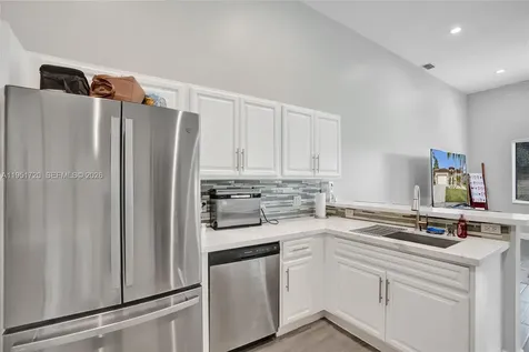 8795 NW 76th Place Tamarac FL 33321