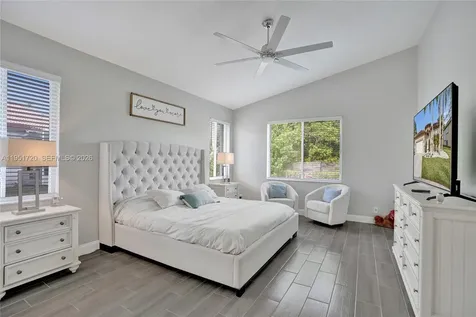 8795 NW 76th Place Tamarac FL 33321
