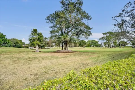 8795 NW 76th Place Tamarac FL 33321
