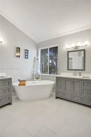 8795 NW 76th Place Tamarac FL 33321