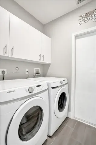 8795 NW 76th Place Tamarac FL 33321