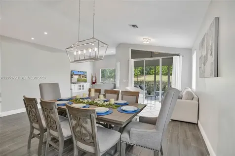 8795 NW 76th Place Tamarac FL 33321