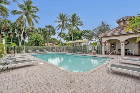 8795 NW 76th Place Tamarac FL 33321