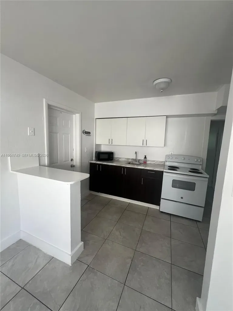 16031 NE 18th Place North Miami Beach FL 33162