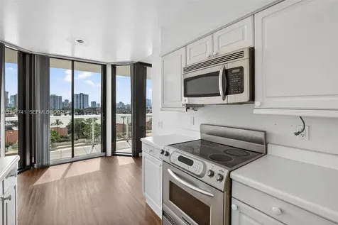 3640 Yacht Club Drive Aventura FL 33180