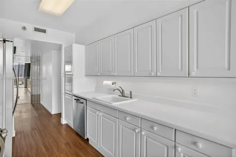 3640 Yacht Club Drive Aventura FL 33180