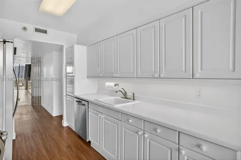 3640 Yacht Club Drive Aventura FL 33180