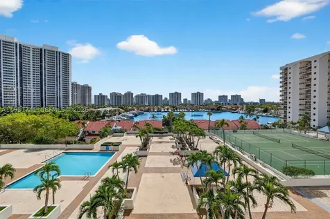 3640 Yacht Club Drive Aventura FL 33180
