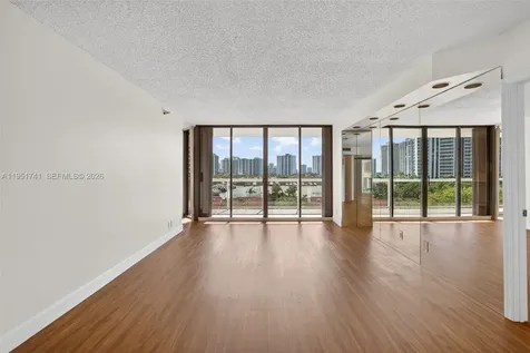 3640 Yacht Club Drive Aventura FL 33180