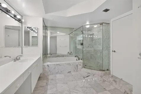 3640 Yacht Club Drive Aventura FL 33180