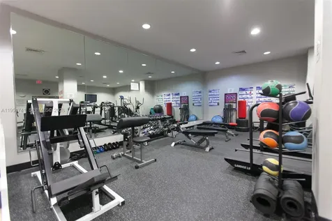 3640 Yacht Club Drive Aventura FL 33180