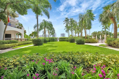 3640 Yacht Club Drive Aventura FL 33180