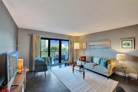 1201 S Ocean Drive Hollywood FL 33019