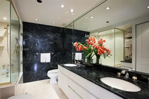 19707 Turnberry Way Aventura FL 33180