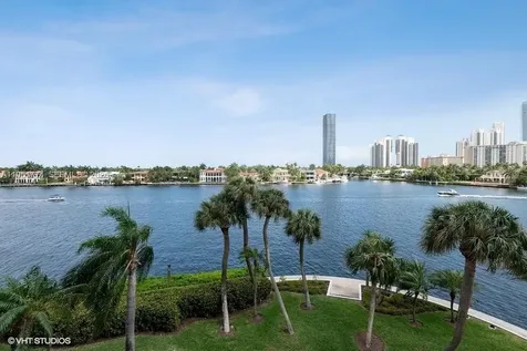 19707 Turnberry Way Aventura FL 33180