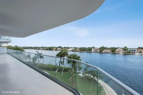 19707 Turnberry Way Aventura FL 33180