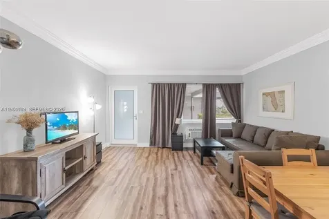 600 Layne Boulevard Hallandale Beach FL 33009