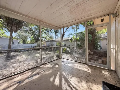 4711 NW 16th Avenue Miami FL 33142