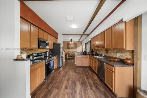 507 SE 31st Avenue Homestead FL 33033