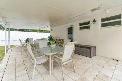 3655 SW 17th Street Miami FL 33145
