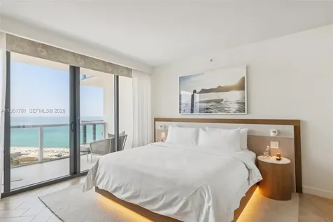 2201 Collins Avenue Miami Beach FL 33139