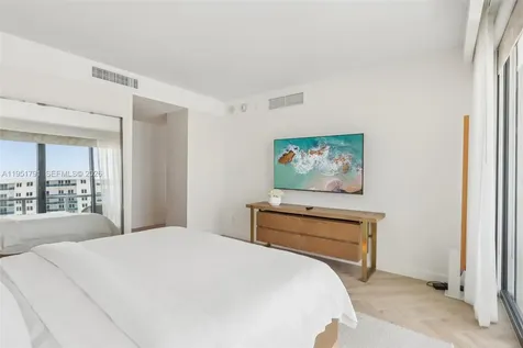 2201 Collins Avenue Miami Beach FL 33139