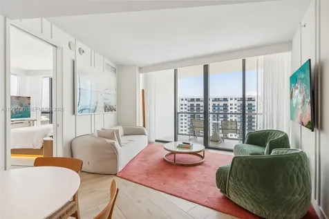 2201 Collins Avenue Miami Beach FL 33139