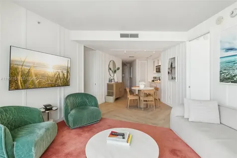 2201 Collins Avenue Miami Beach FL 33139
