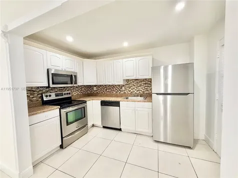 1475 NE 125th Terrace North Miami FL 33161
