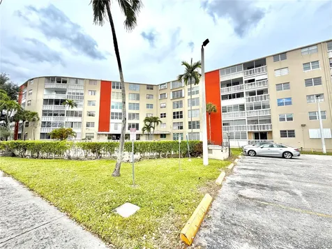 1475 NE 125th Terrace North Miami FL 33161