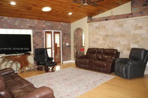 18801 NW 5th Street Pembroke Pines FL 33029
