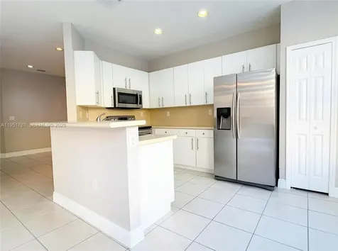 16603 SW 79th Terrace Miami FL 33193