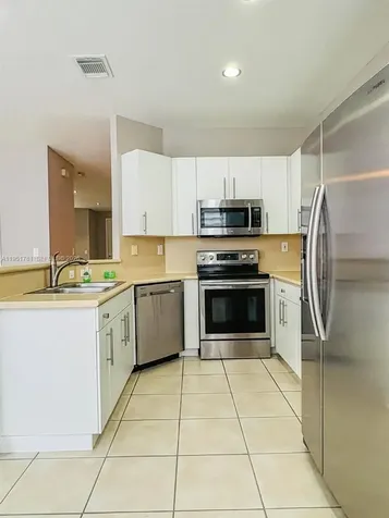 16603 SW 79th Terrace Miami FL 33193