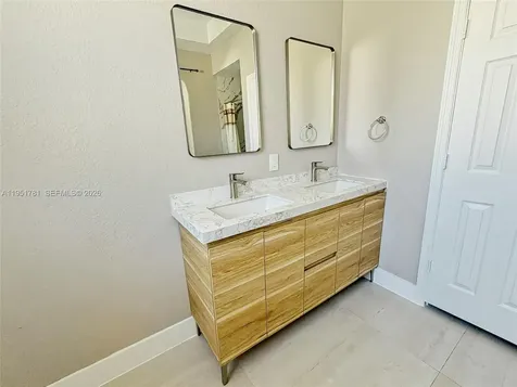 16603 SW 79th Terrace Miami FL 33193