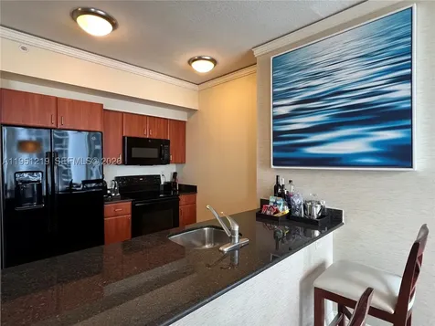 18001 Collins Avenue Sunny Isles Beach FL 33160