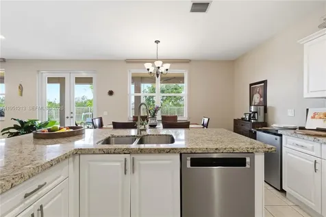 1844 Aspen Lane Weston FL 33327