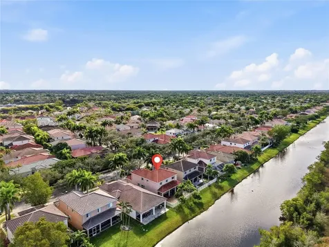 1844 Aspen Lane Weston FL 33327