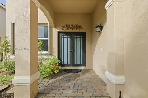 1844 Aspen Lane Weston FL 33327