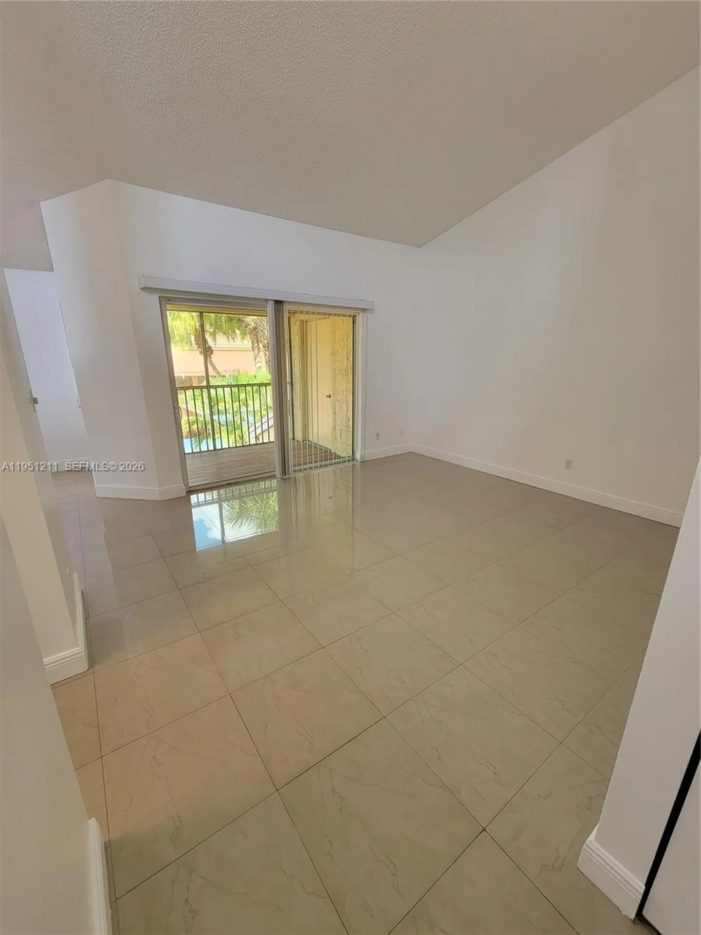 958 Coral Club Drive Coral Springs FL 33071